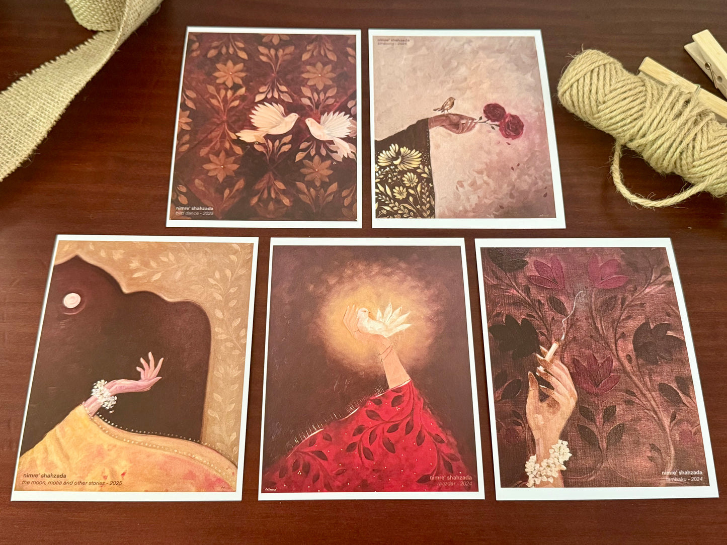 collectible art cards - set of 5